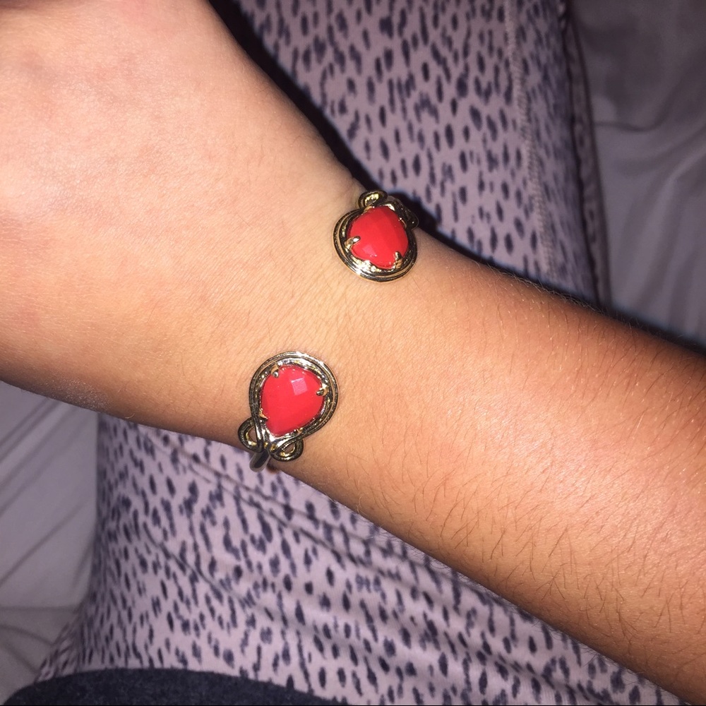 Kendra Scott bracelet