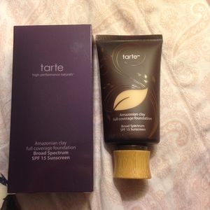 Tarte Amazonian clay full coverage foundation