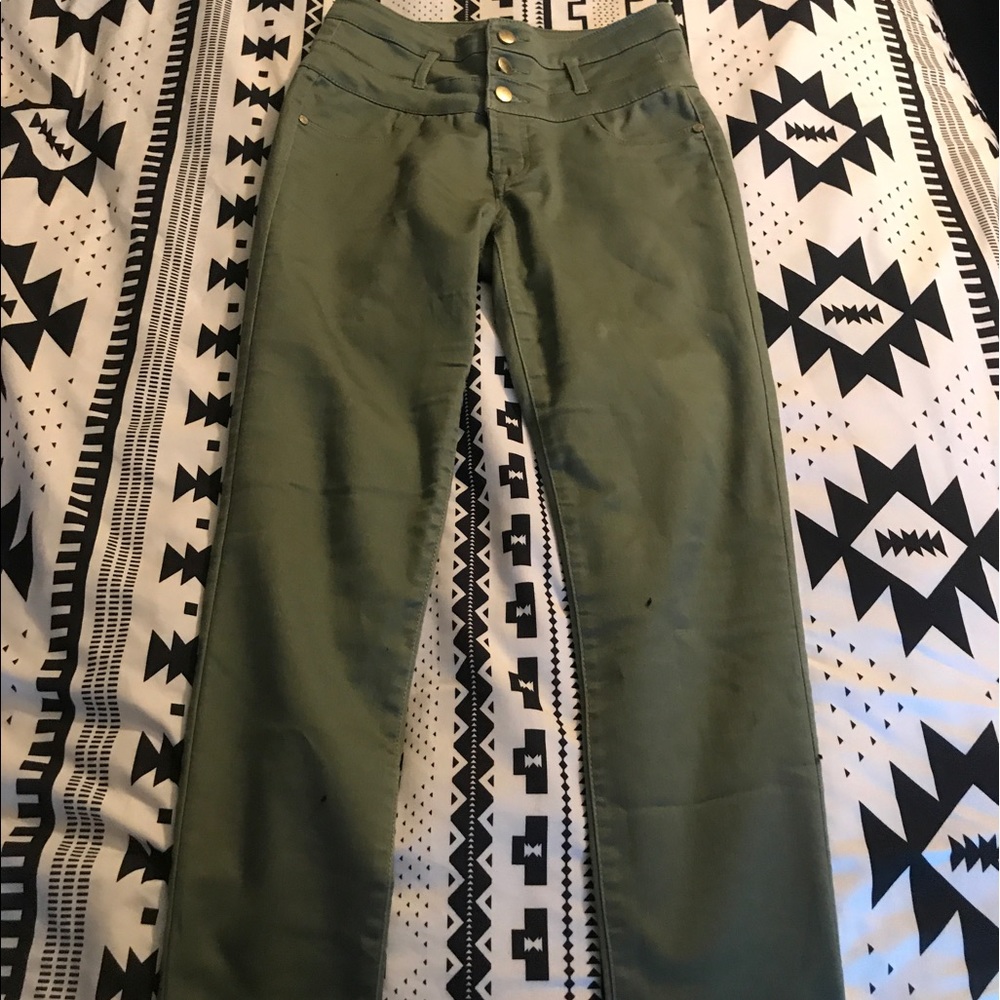 Green high waisted jeans