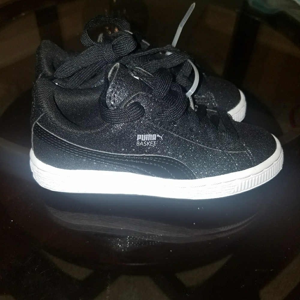 Girls Puma Glitter Sneakers