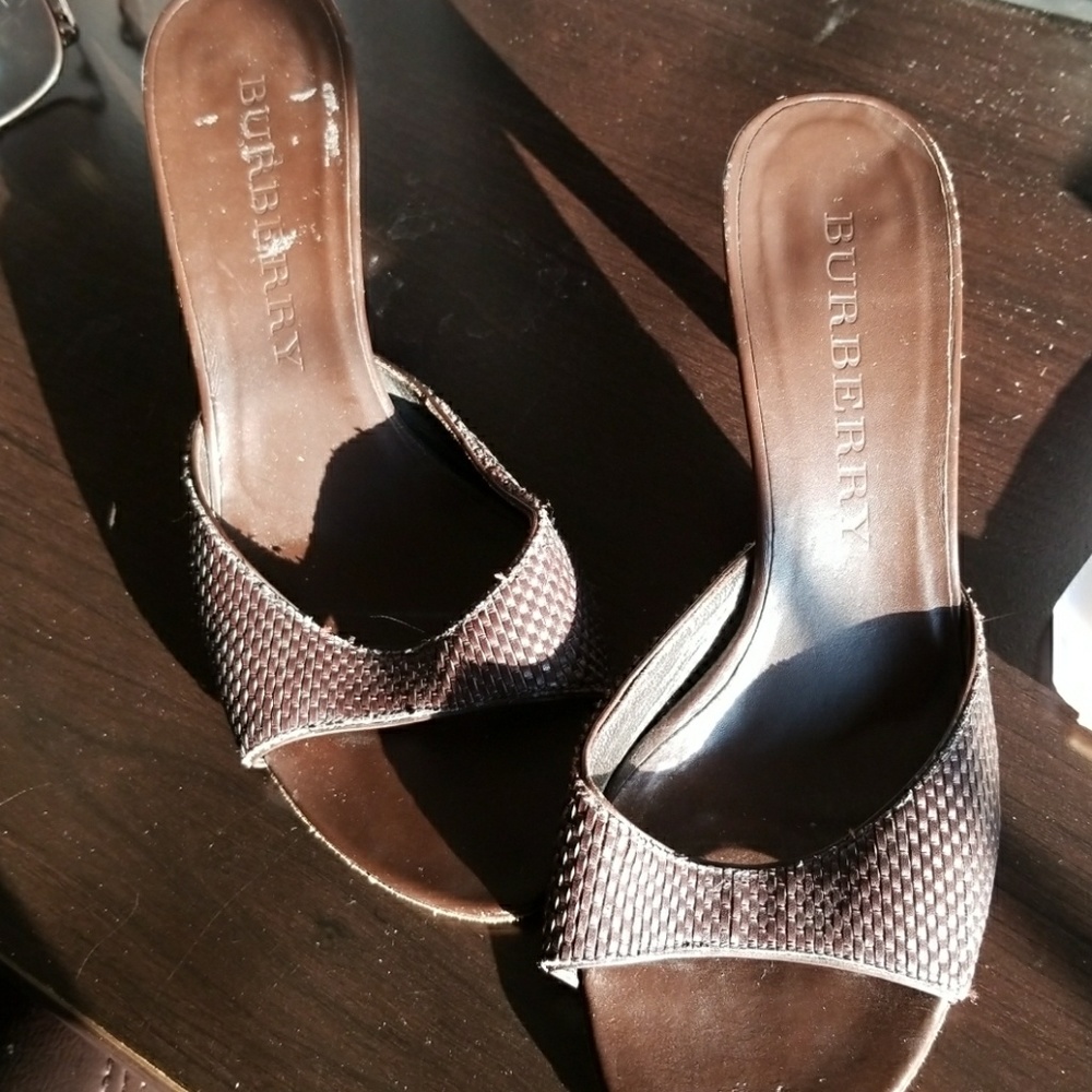 BURBURRY WOVEN SANDALS IN DK BROWN - Picture 2 of 4