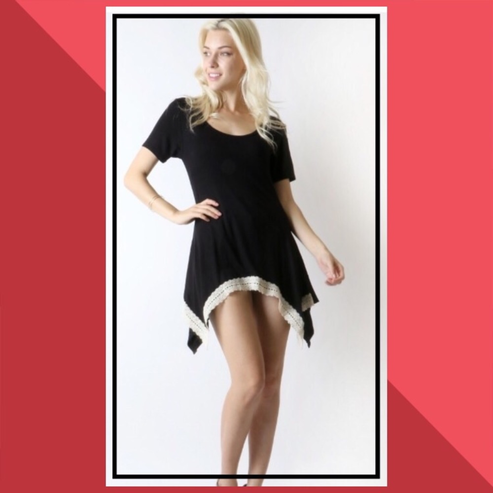 LACE TRIM TUNIC TOP