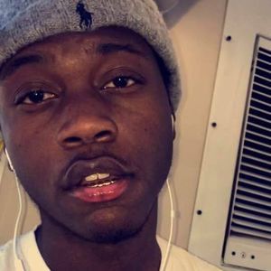 Meet your Posher, Dee