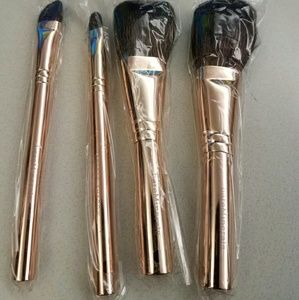 BareMinerals Rose Gold Brush (NIP)