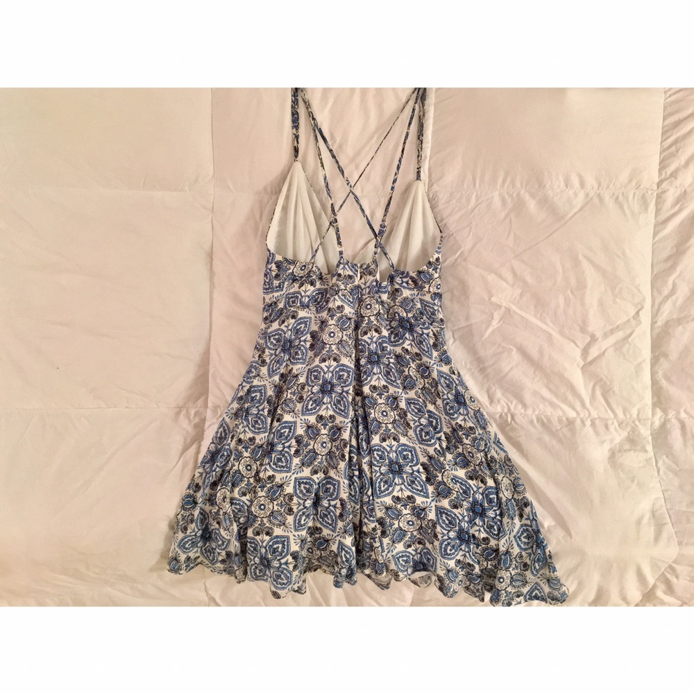 Criss Cross Spaghetti Strap Patterned Lulu's Dress - image 2