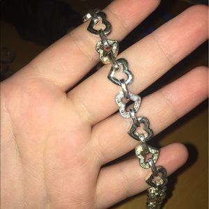 Women's bracelet