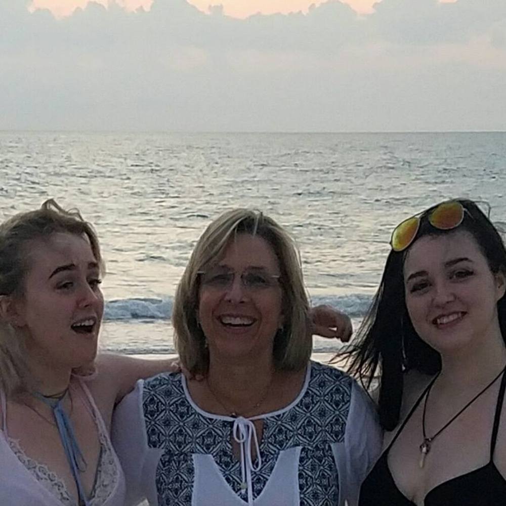 Meet your Posher, Christina