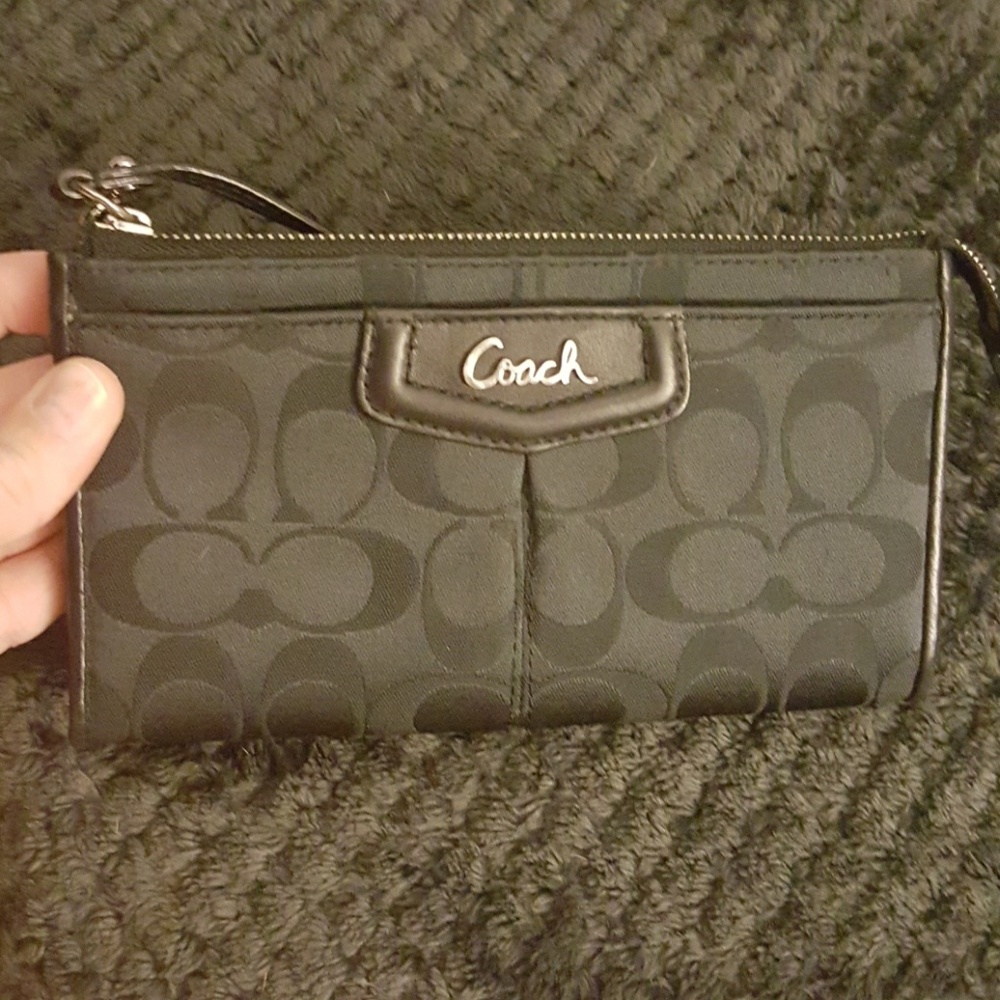 Coach wristlet/wallet