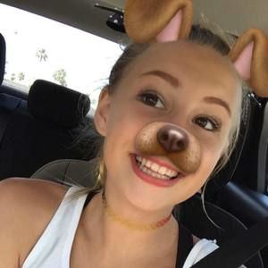 Meet your Posher, Caitlyn