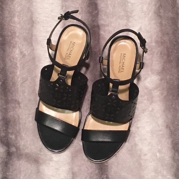Michael Kors Darcie Wedge in Black - Picture 5 of 7