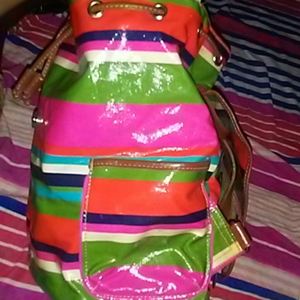 Backpack - Picture 3 of 4