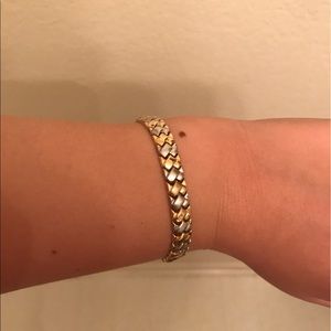 10K white and yellow gold vintage branchlet