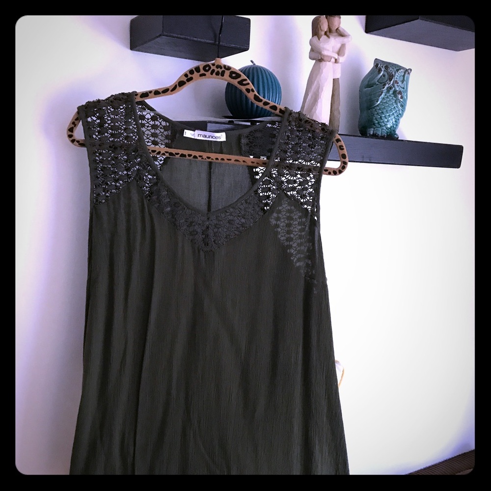 Lightweight sleeveless top, neutral color! NWOT!!
