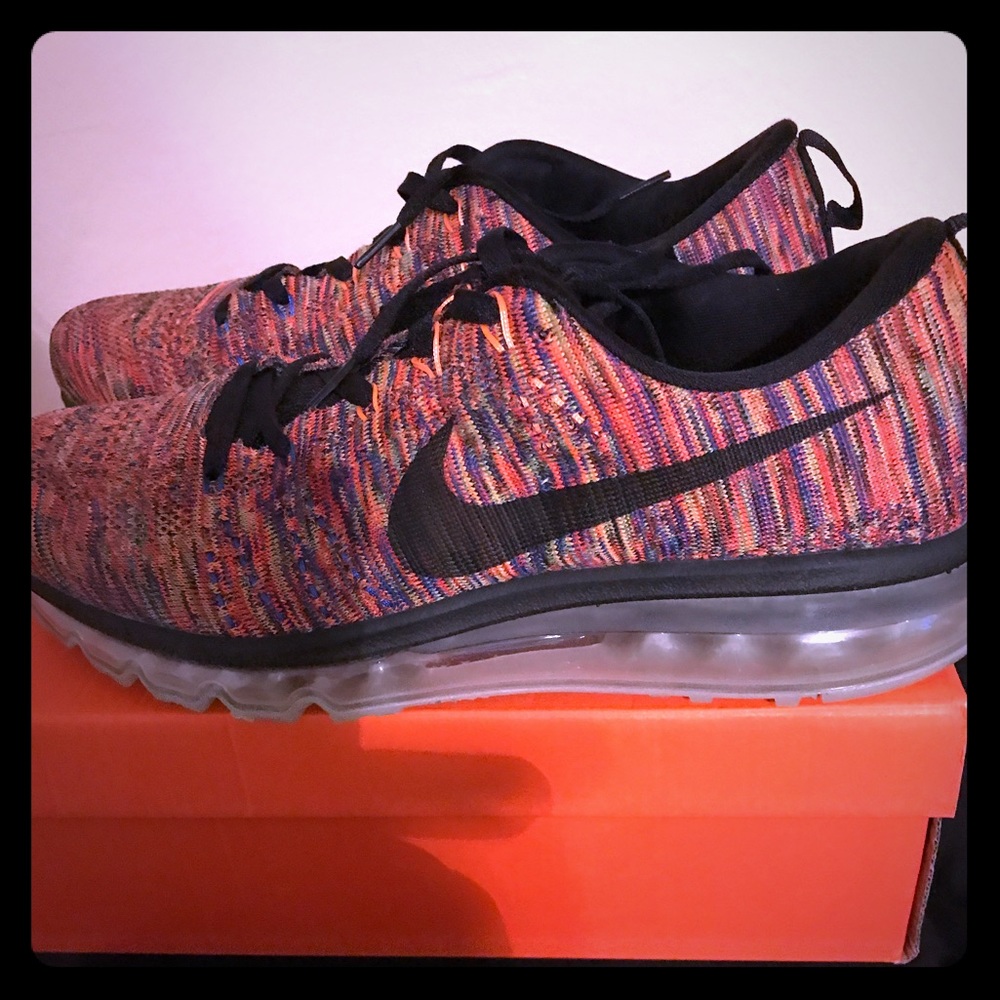 Nike Flyknit Max Premium - Men's size 11