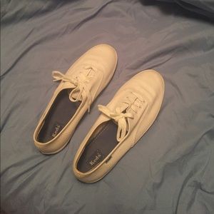 White keds