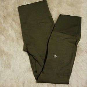 Lululemon ebb to street leggings