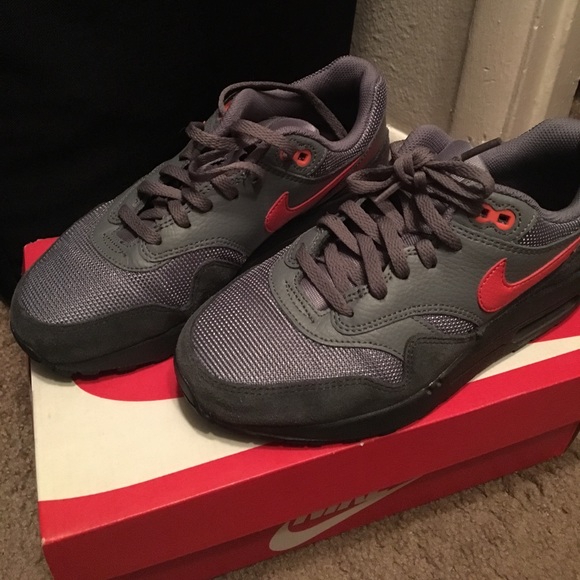 Air max - Picture 1 of 1