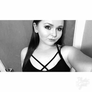 Meet your Posher, Alicia