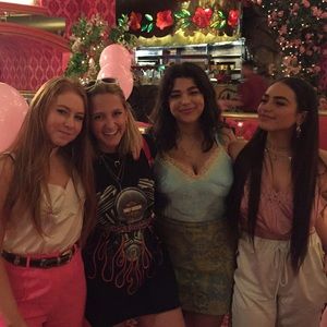 Meet your Posher, Haley