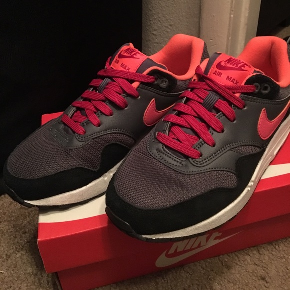 Air max - Picture 1 of 1