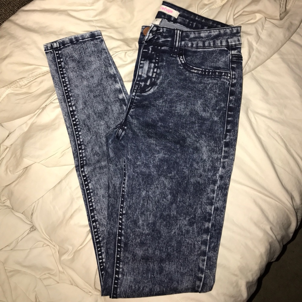 Refugee skinny pants size 6 high waisted acid wash