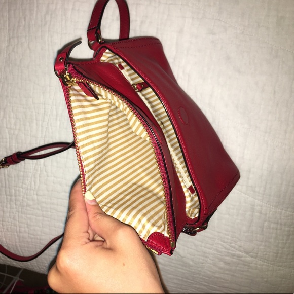 Red Kate Spade crossbody purse - Picture 4 of 4