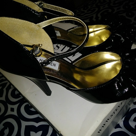 Steven Madden P-Talisa Blk Patent Heels - Picture 3 of 4