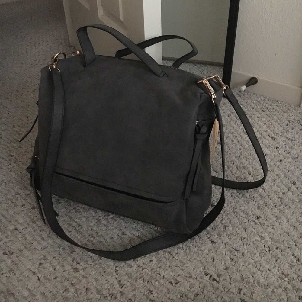 Medium sized grey purse