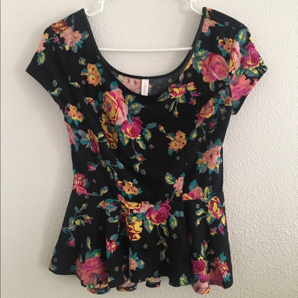 Floral top