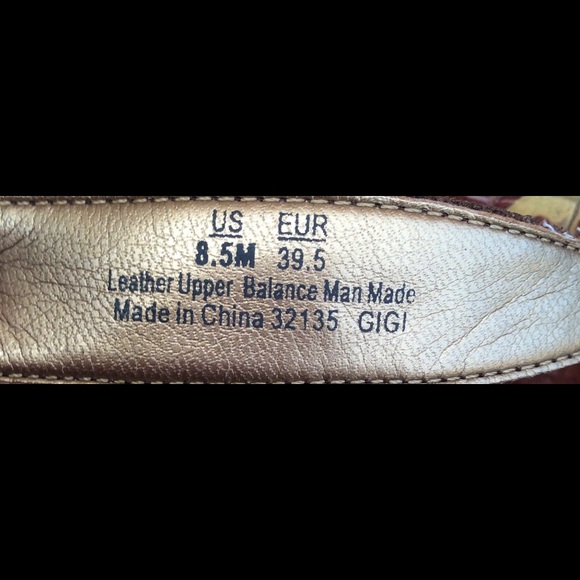 SAM EDELMAN GIGI SANDALS. NO BOX INCLUDED. - Picture 2 of 3