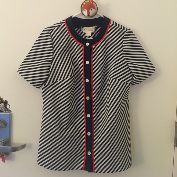VINTAGE 100% polyester top. - Picture 1 of 4
