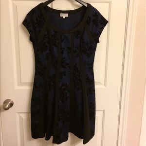 Super cute stretch dress!