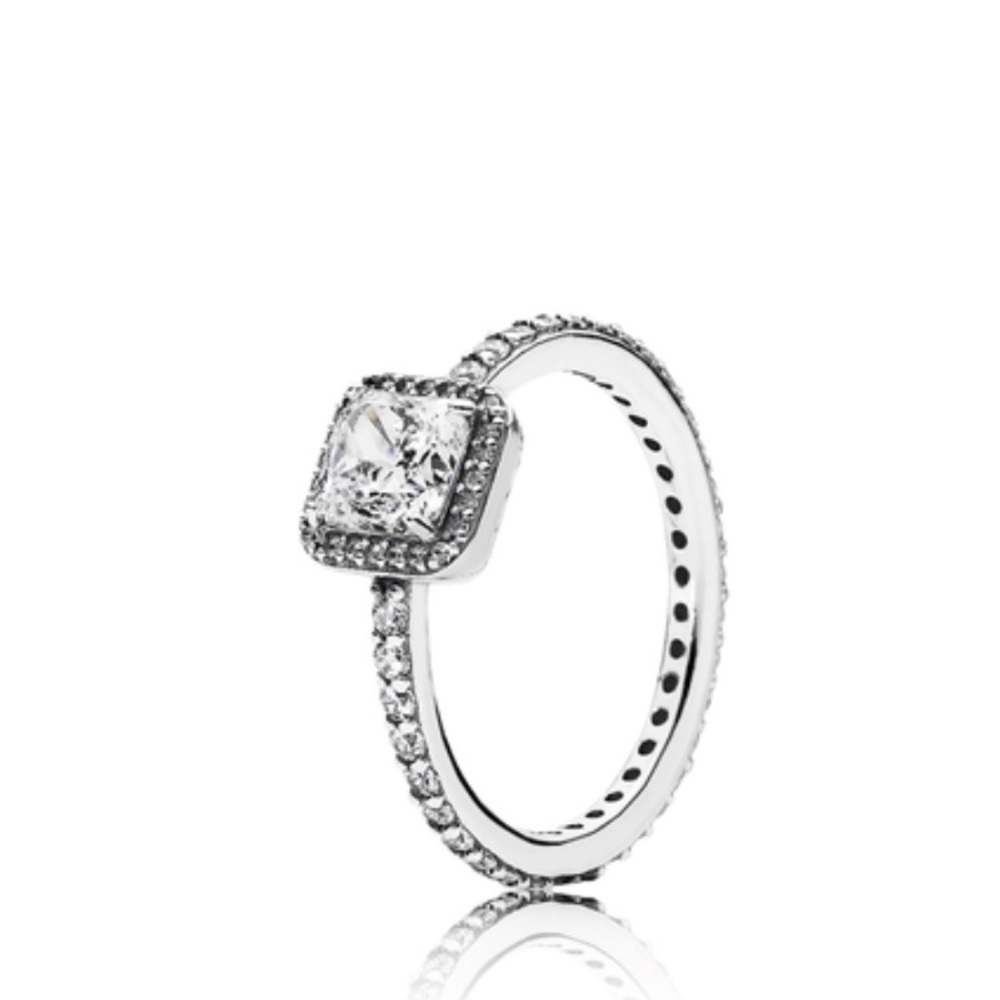 "Timeless Elegance" Pandora Ring