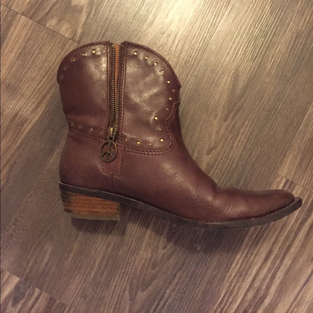 Lucky Brand Cowgirl Boots