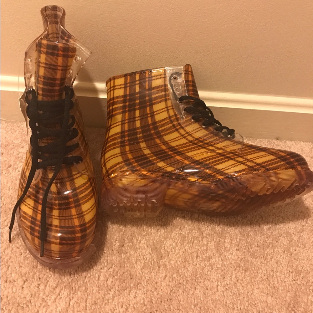 Plaid rain boots
