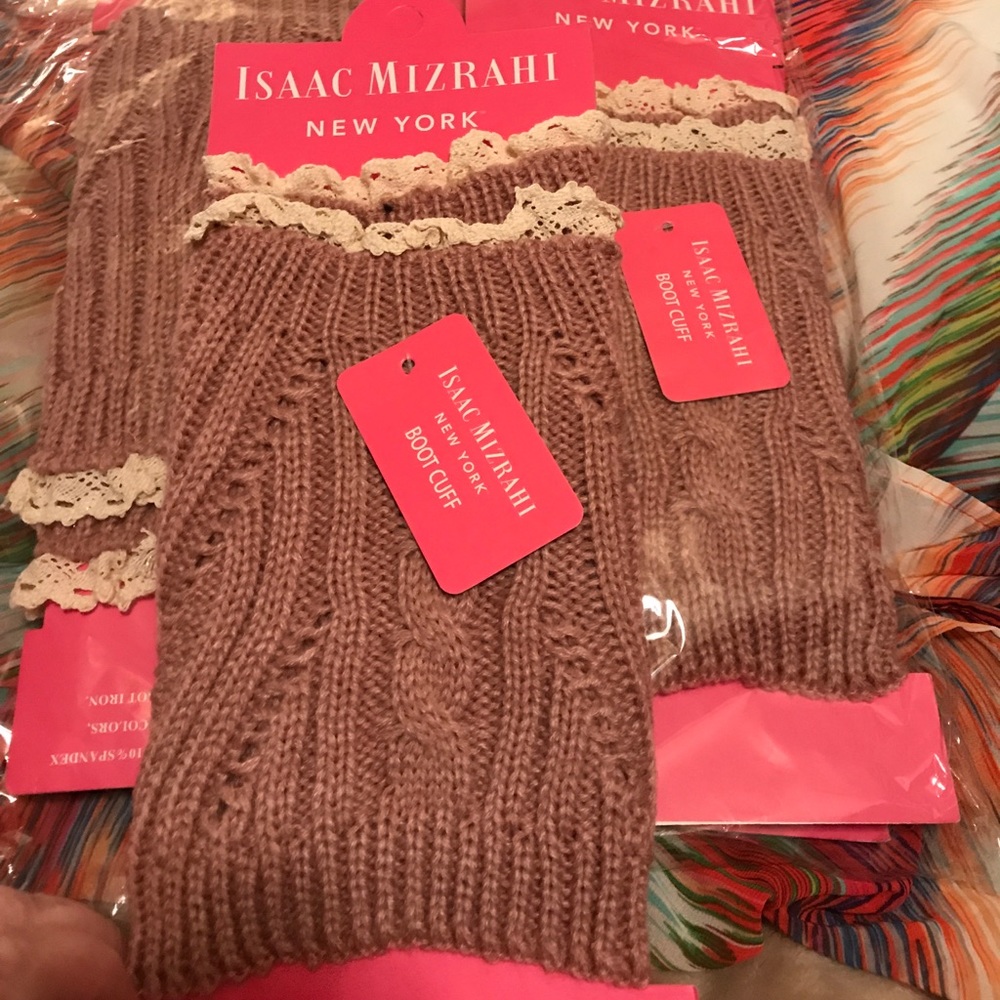 SOLD!!!Isaac Mizrahi boot cuffs 3pairs dusty rose