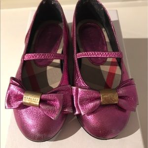 Burberry girls ballet flats shoes pre Owned sz 24