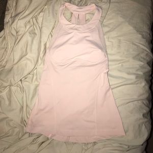 Lululemon 2 light pink tank