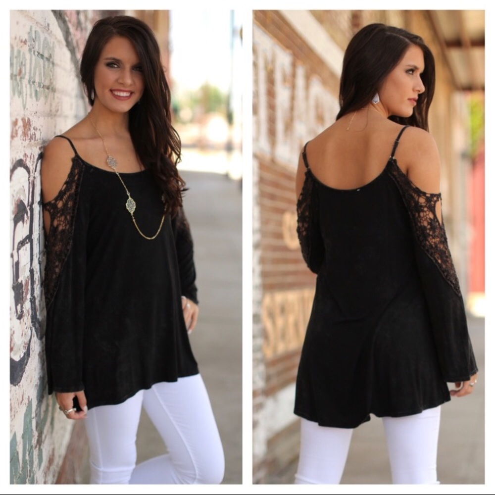Infinity Raine Cold Shoulder Tunic NWT - Picture 1 of 8