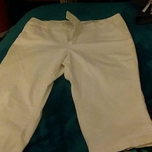 White lee capris
