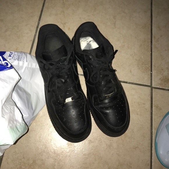 black air force jordans