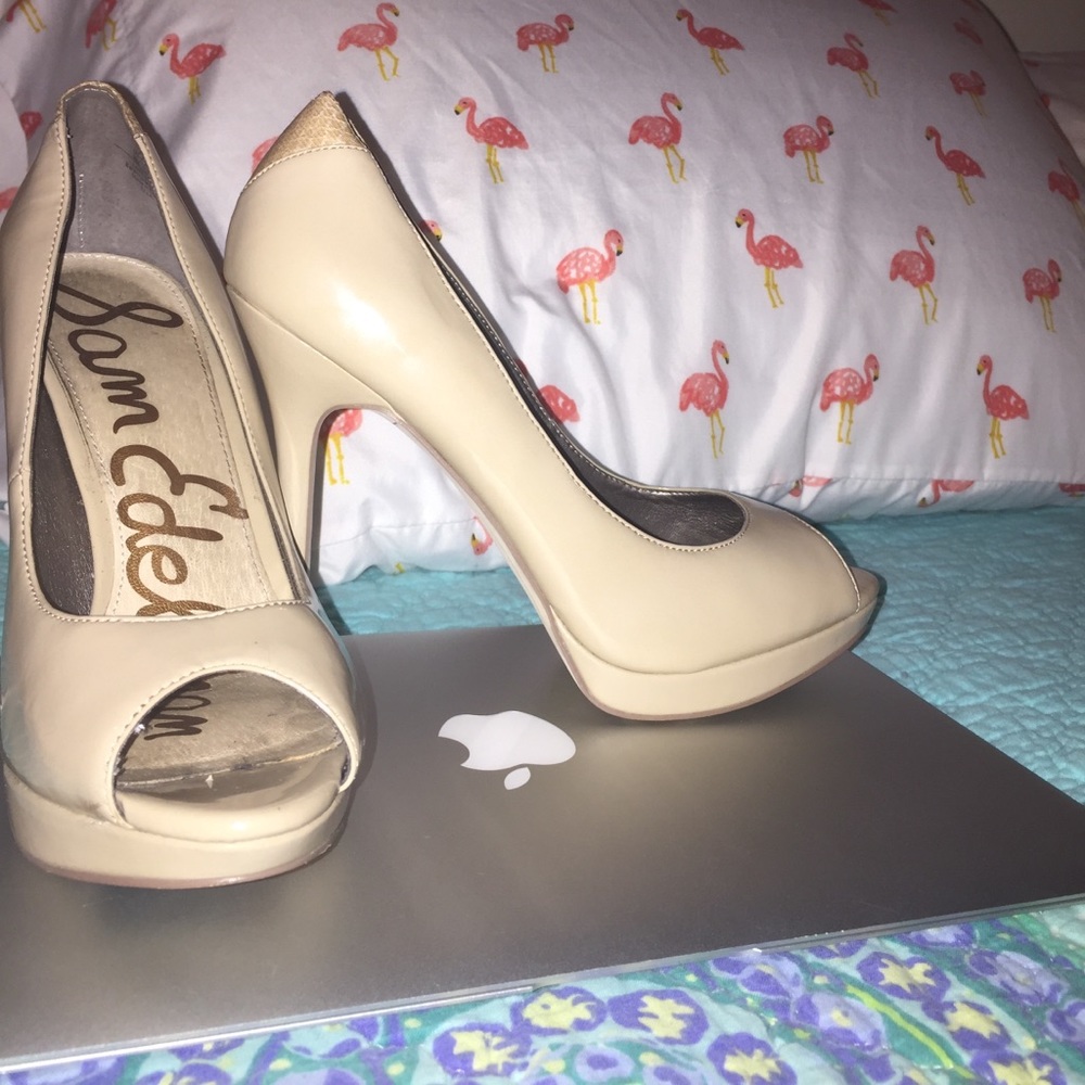 Sam Edelman Tan Pumps