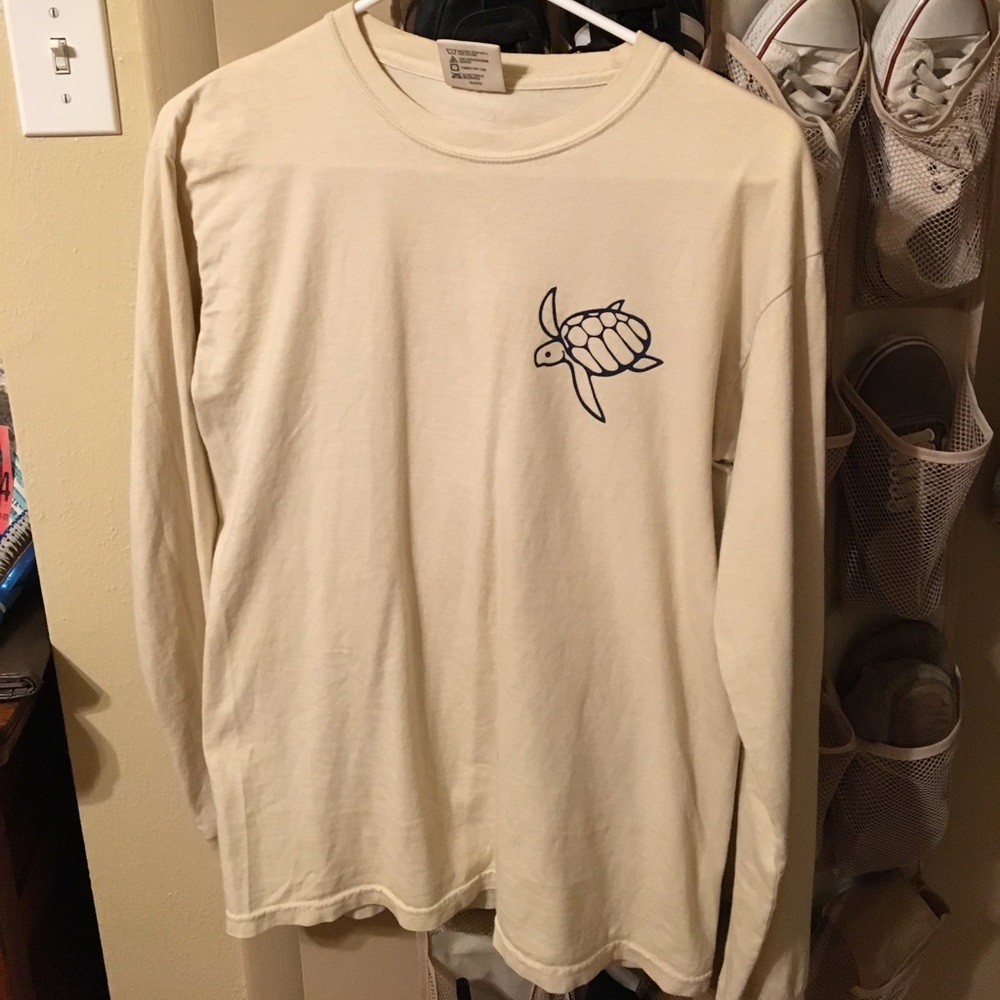 Makai sand/tan long sleeve
