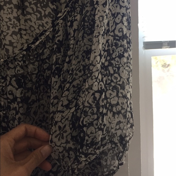 Joie black and white chiffon top - XS - Picture 3 of 5