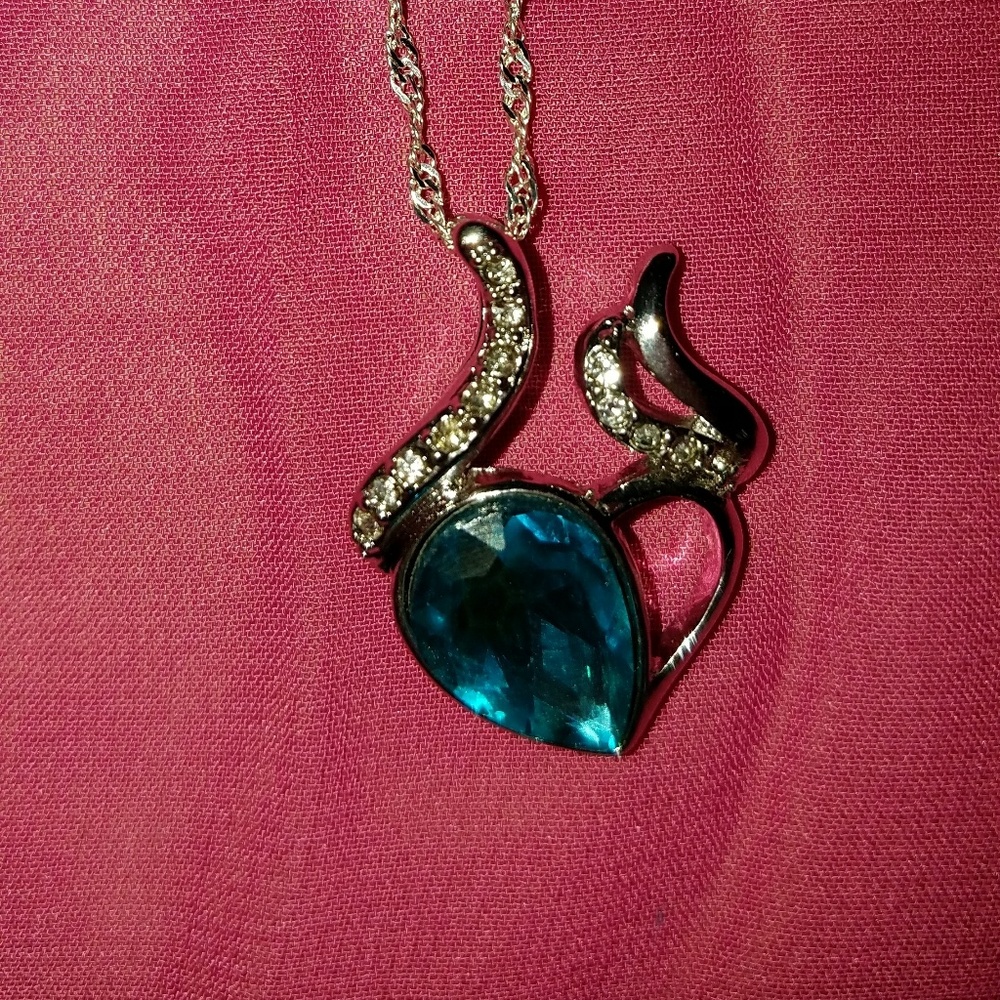 Blue Swarovski Pendant set