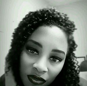 Meet your Posher, Shanika