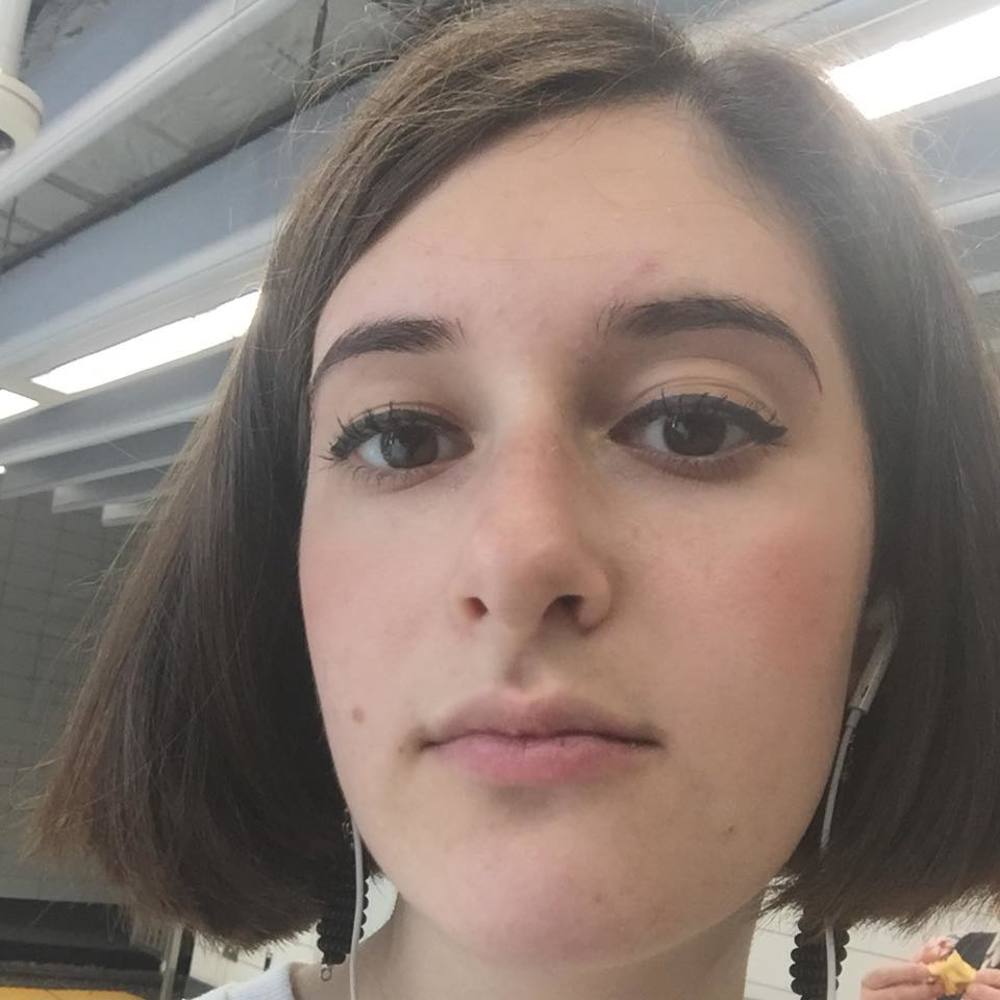 Meet your Posher, Victoria