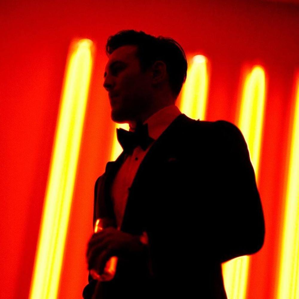 Meet your Posher, Walter