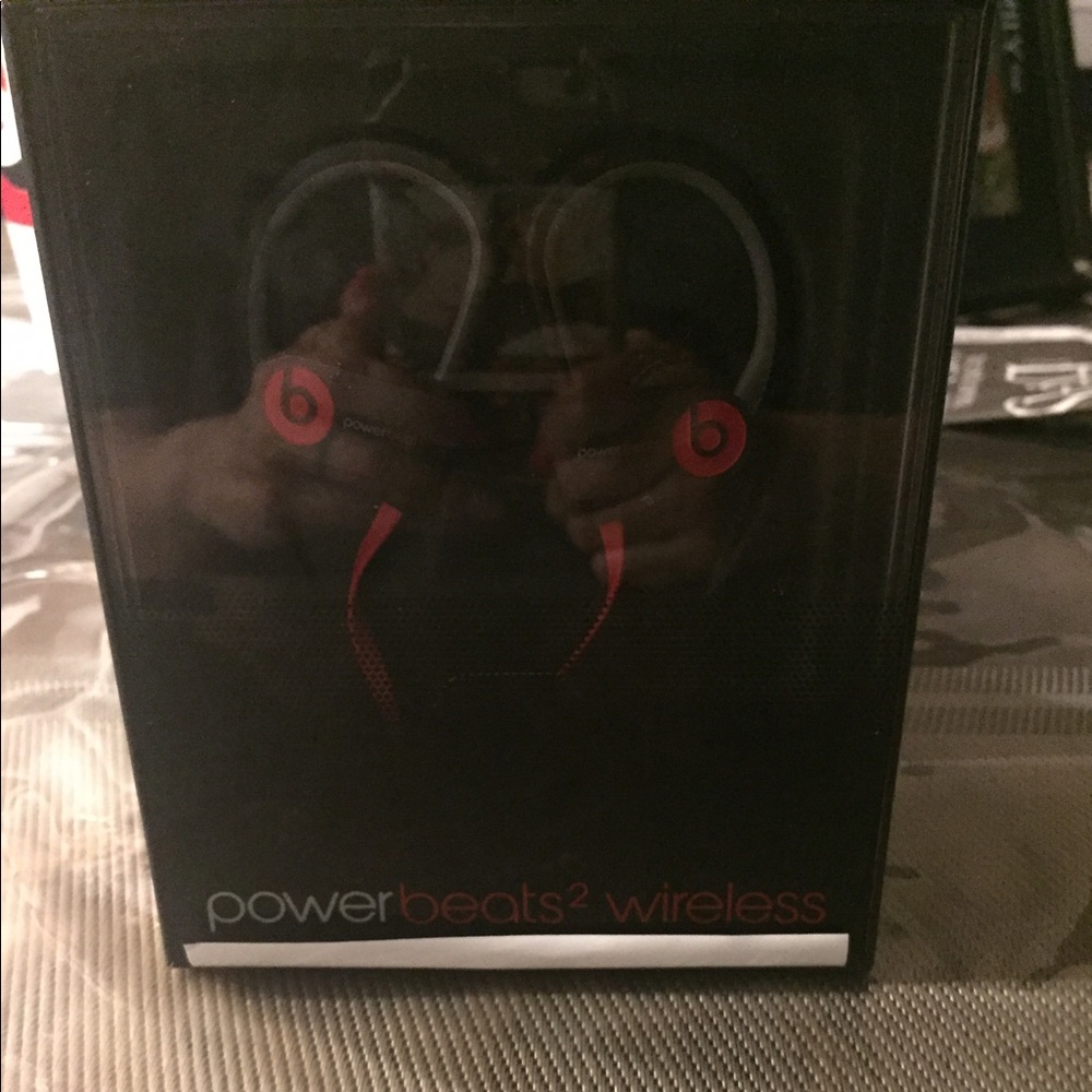 Power beats2 Wireless