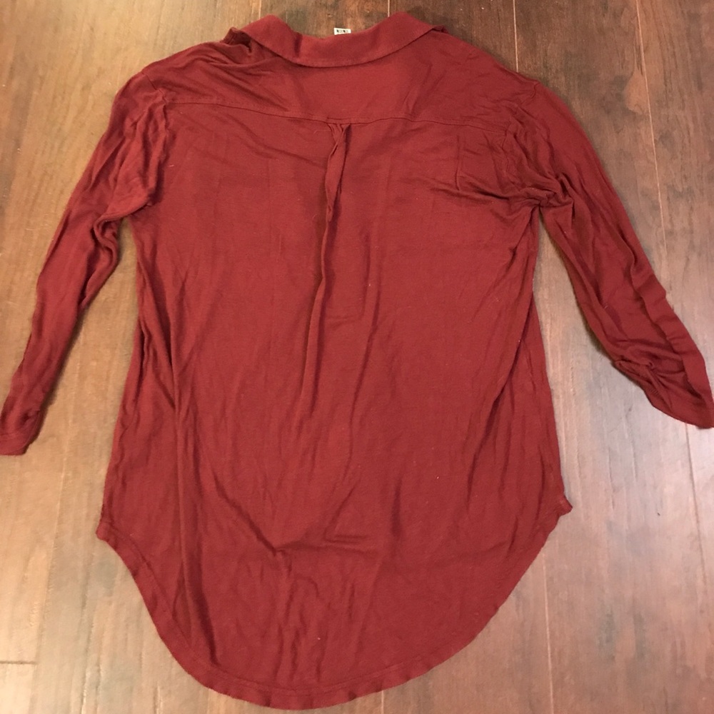 14th & Union Button-Up Blouse - Picture 2 of 3